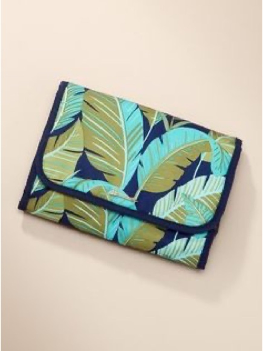 Stella & Dot Toiletry Travel Bag